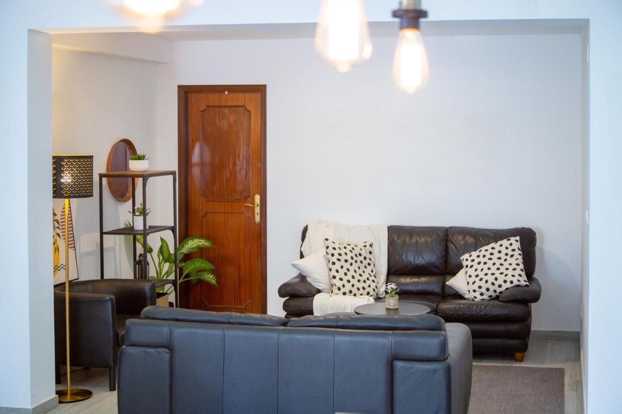 Cozy Room In Cascais City With Full Kitchen 5 Minutes From The Beach Exterior photo