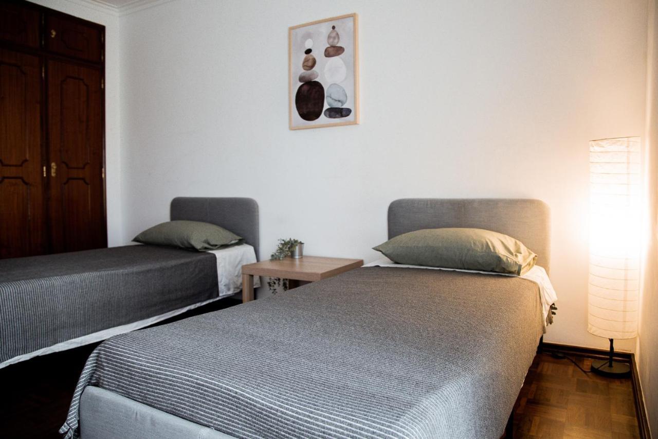 Cozy Room In Cascais City With Full Kitchen 5 Minutes From The Beach Exterior photo